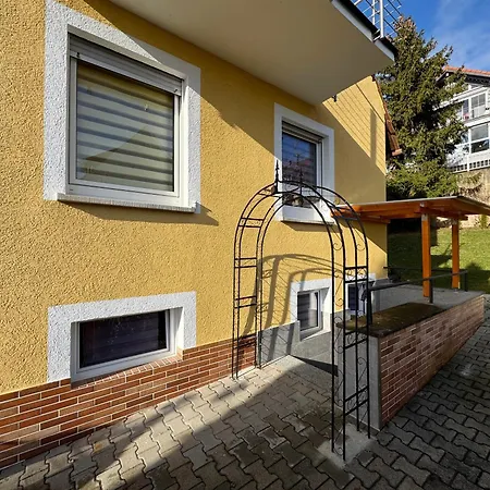 Rahner Apartment *